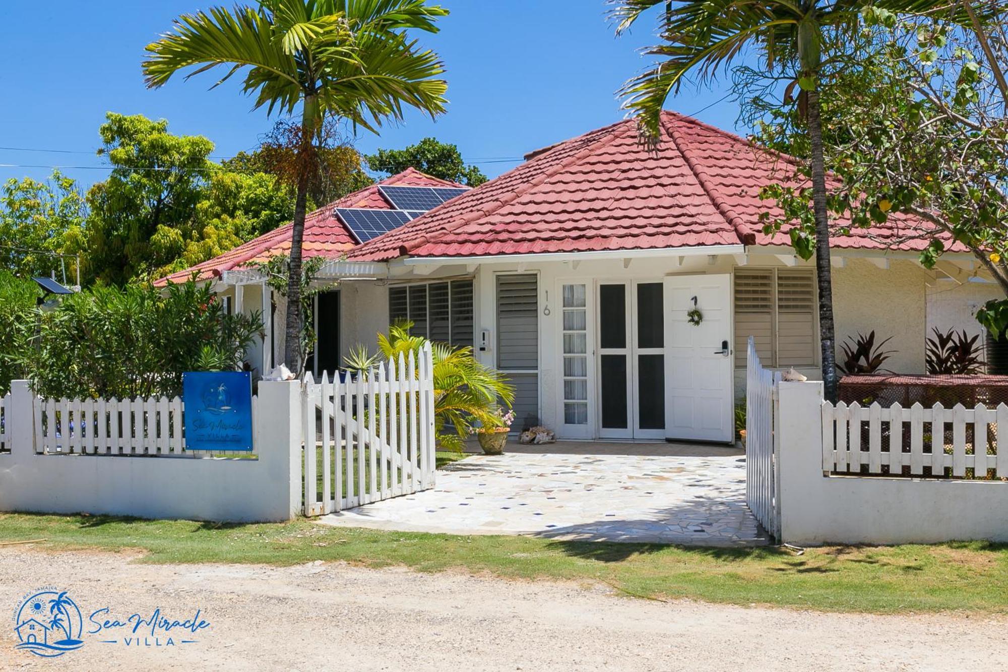 Sea Miracle Villa/Beach Cottage Silver Sands Exterior foto
